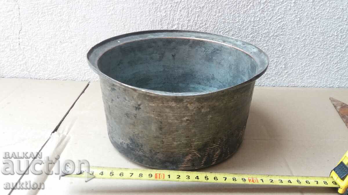 WROUGHT COPPER POT - COPPER - TIN PLATED with price 24.99 BGN | € 12.78 WROUGHT COPPER POT - COPPER - TIN PLATED with price 24.99 BGN | € 12.78