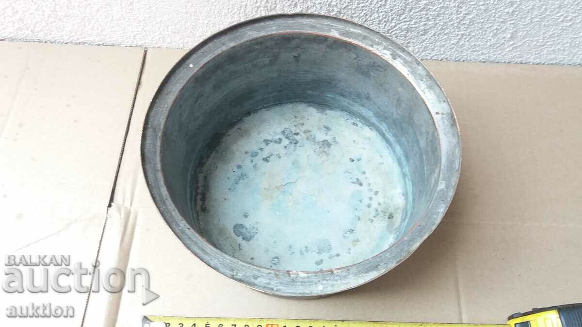 Delivery of WROUGHT COPPER POT - COPPER - TIN PLATED Delivery of WROUGHT COPPER POT - COPPER - TIN PLATED