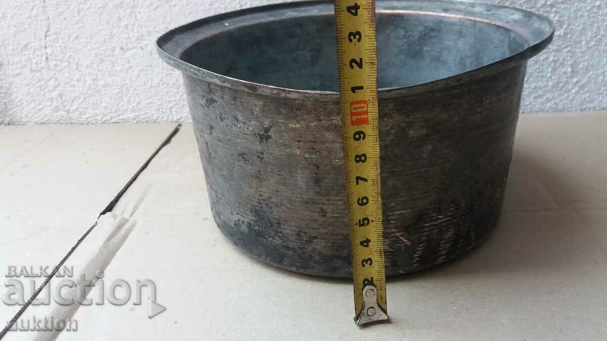 WROUGHT COPPER POT - COPPER - TIN PLATED - 6 WROUGHT COPPER POT - COPPER - TIN PLATED - 6