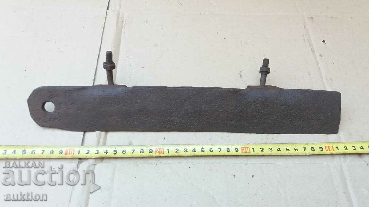 OLD MASSIVE MUD SCRAPER - 5