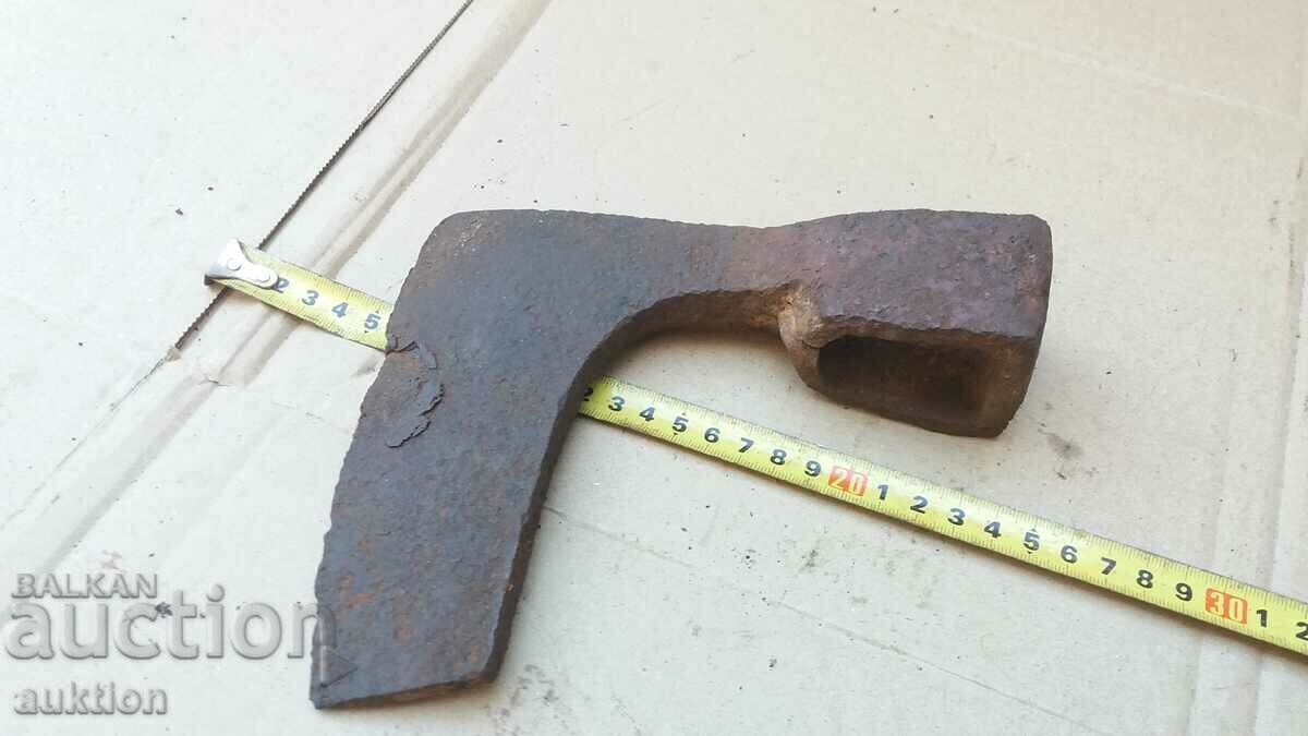 STEEL AX - SOLID - 5 STEEL AX - SOLID - 5