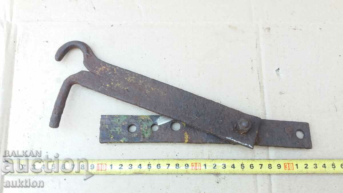 FORGED GATE LOCK with price 3.99 BGN | € 2.04 FORGED GATE LOCK with price 3.99 BGN | € 2.04