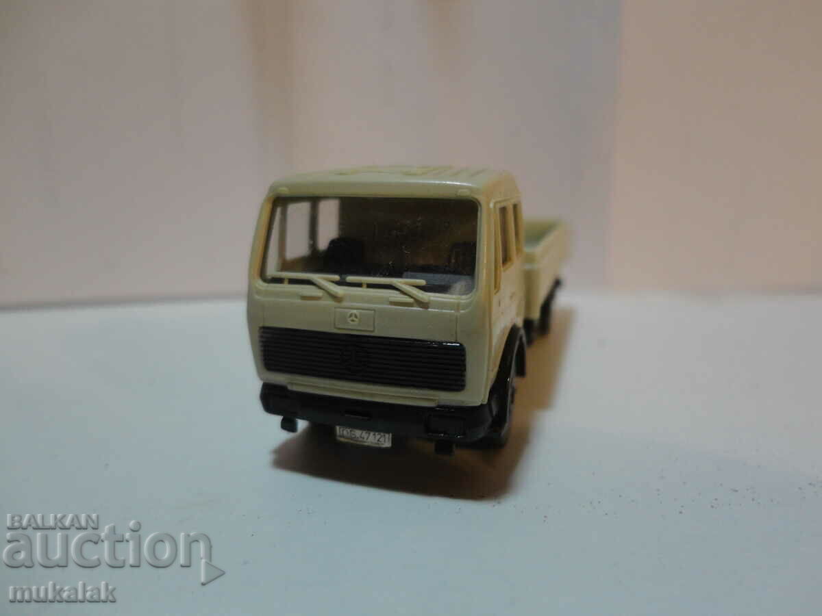 WIKING?HERPA?PREISER?KIBRI? HO 1/87 MERCEDES TRUCK MODEL with price 10.00 BGN | € 5.11