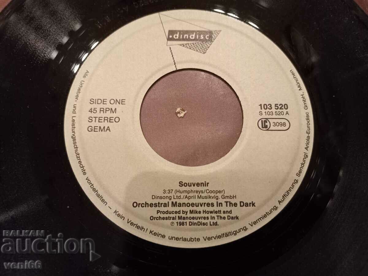 Delivery of Gramophone record - small format Hits Delivery of Gramophone record - small format Hits