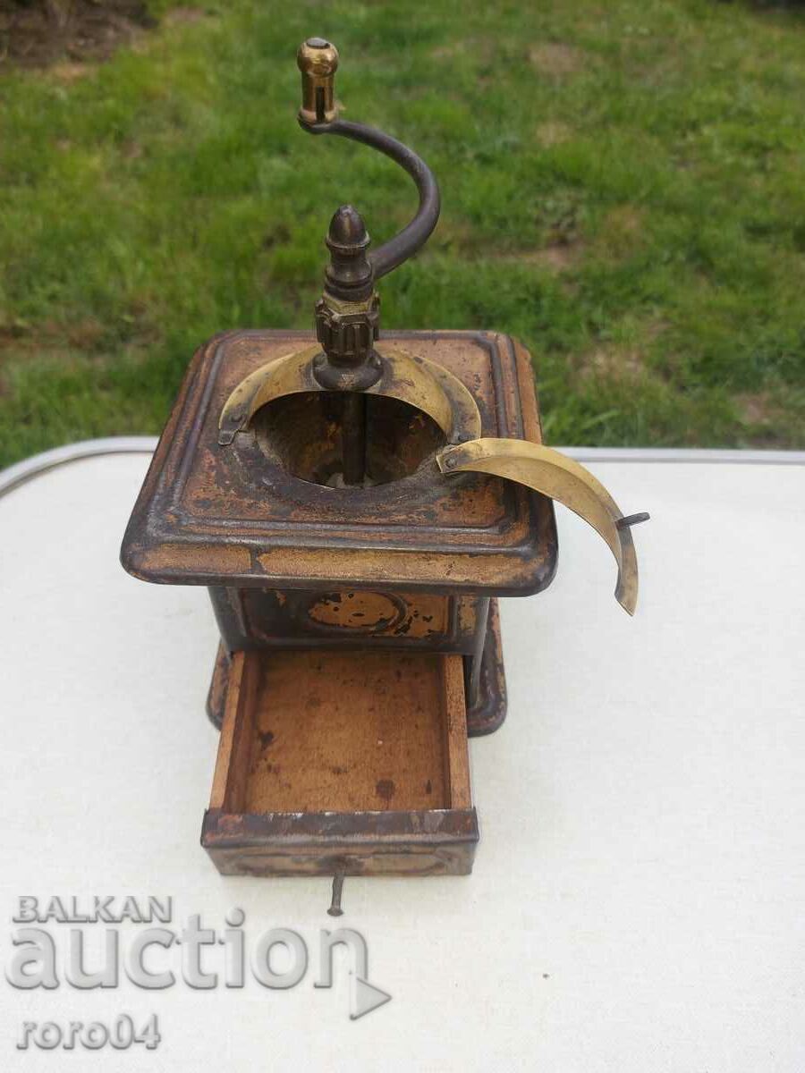 MELNICA - KINGDOM OF BULGARIA with price 75.00 BGN | € 38.35 MELNICA - KINGDOM OF BULGARIA with price 75.00 BGN | € 38.35