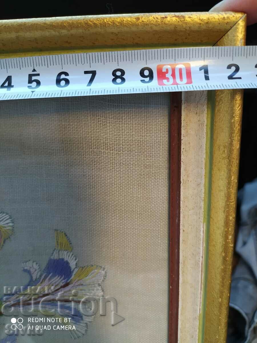 Tapestry vase with flowers with price 24.99 BGN | € 12.78 Tapestry vase with flowers with price 24.99 BGN | € 12.78