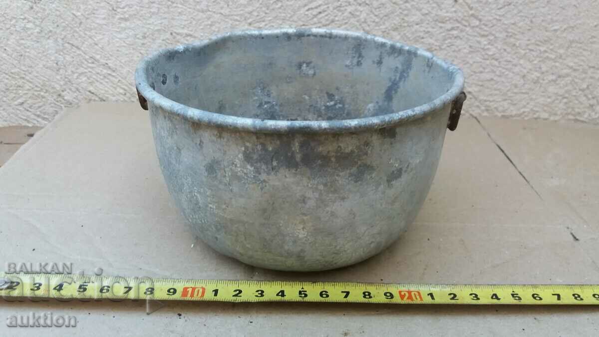 OLD MILITARY CAN, FOOD PAN - 5 OLD MILITARY CAN, FOOD PAN - 5