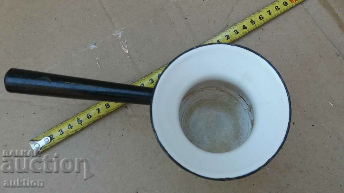 Delivery of SOC. ENAMEL CABINET