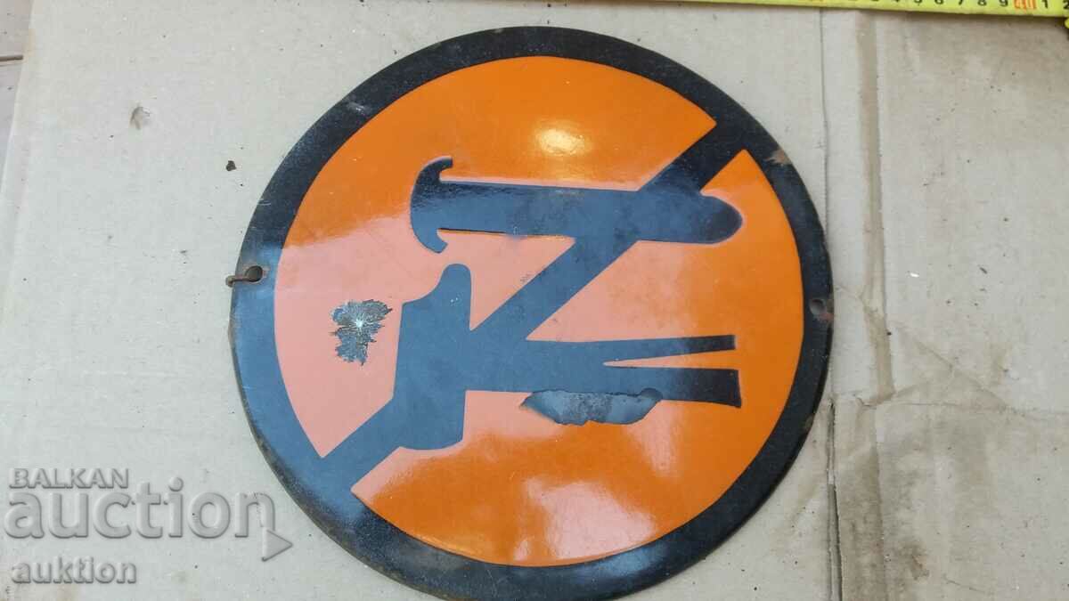 Auction ENAMEL SOC. SIGN - NO NAILS Auction ENAMEL SOC. SIGN - NO NAILS