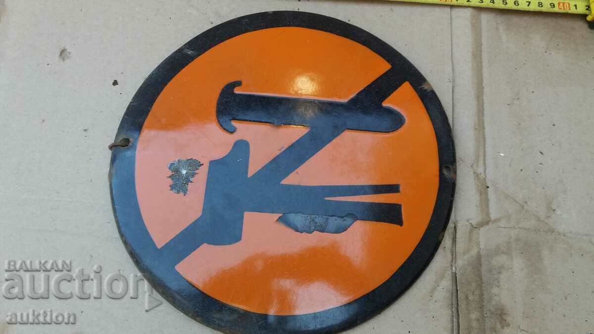 ENAMEL SOC. SIGN - NO NAILS - 5 ENAMEL SOC. SIGN - NO NAILS - 5