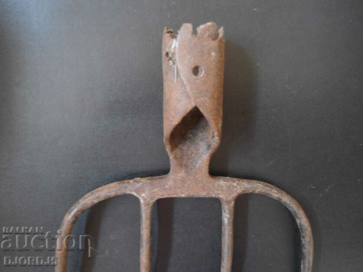 Auction An old villa Auction An old villa