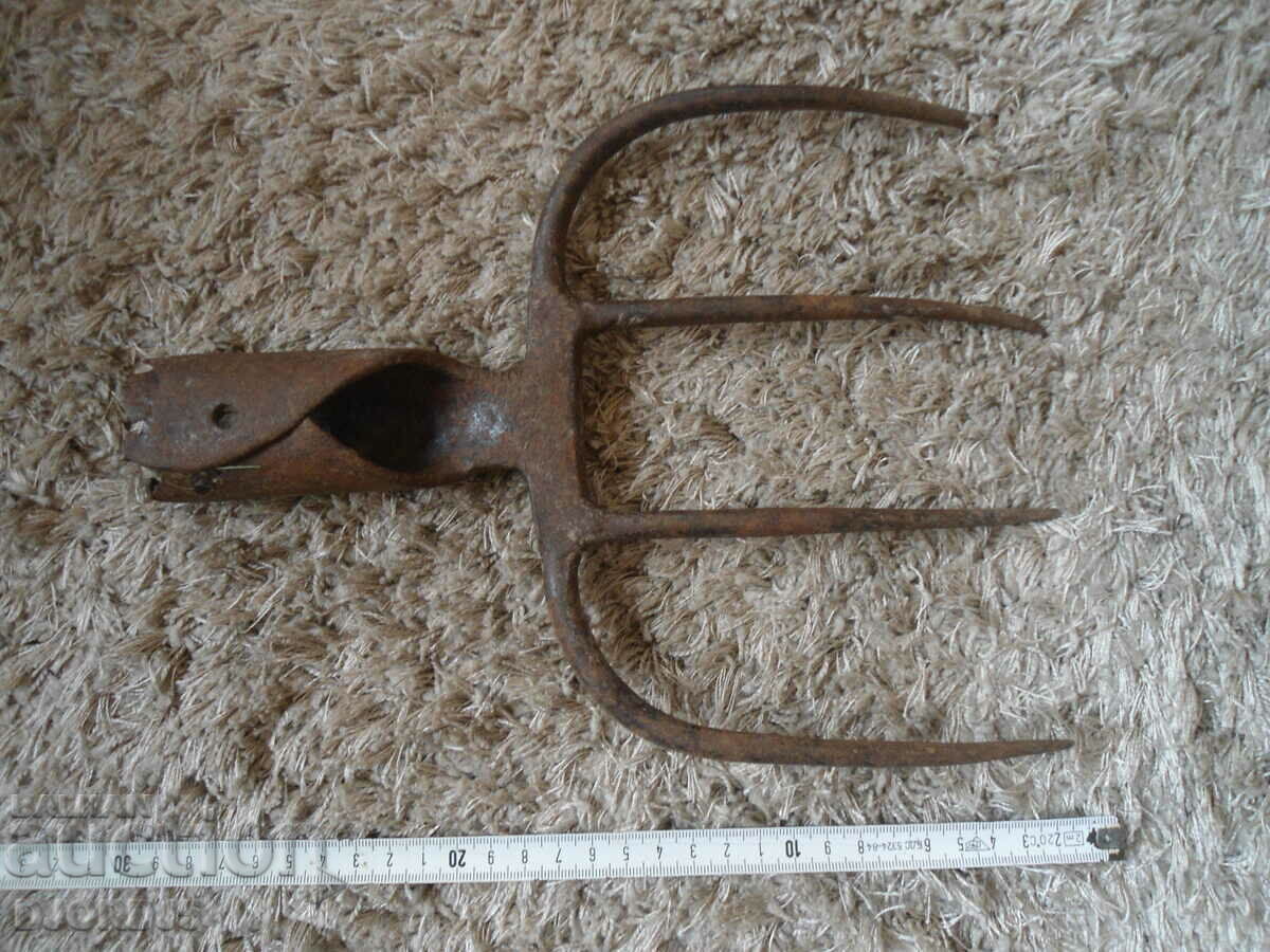 Delivery of An old villa Delivery of An old villa