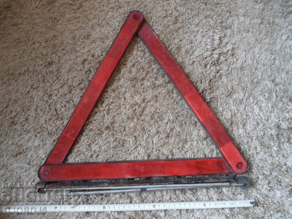 Old reflective triangle - 6 Old reflective triangle - 6