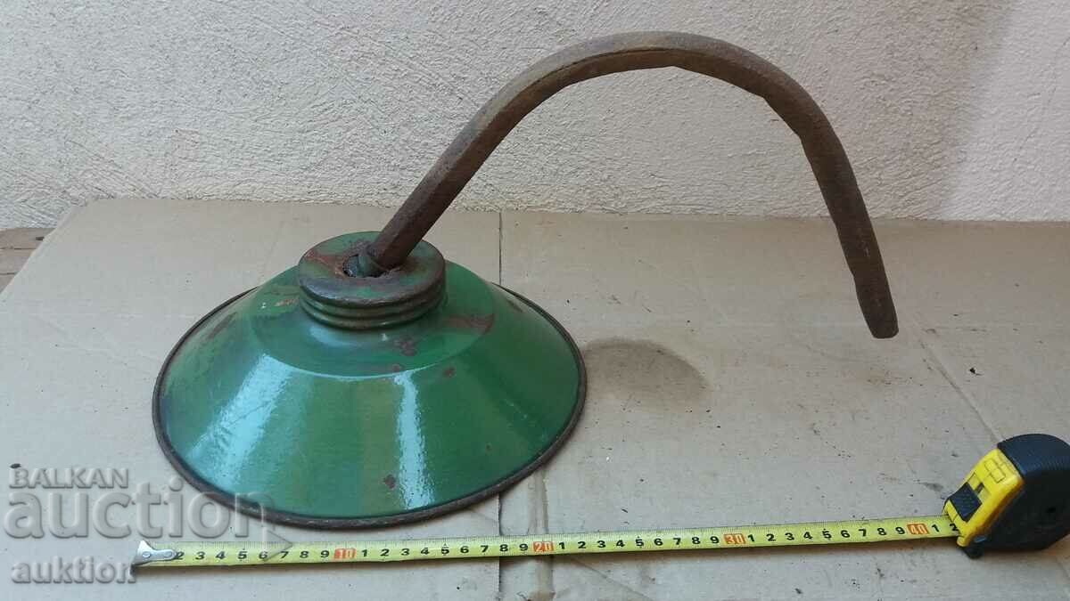 ENAMEL ROYAL STREET LAMP, LANTERN with price 9.99 BGN | € 5.11 ENAMEL ROYAL STREET LAMP, LANTERN with price 9.99 BGN | € 5.11