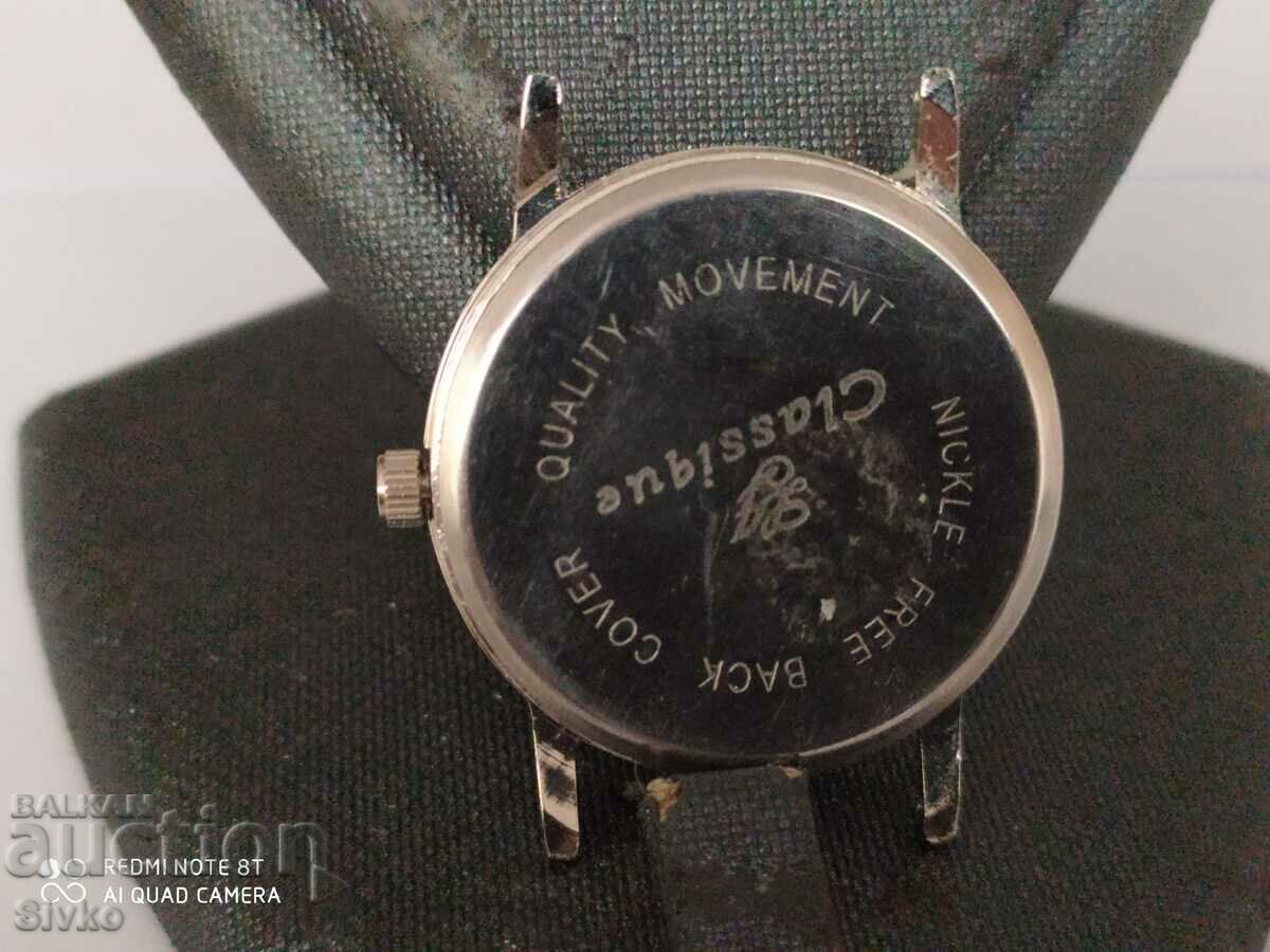CLASSIQUE 1 watch with price 1.99 BGN | € 1.02