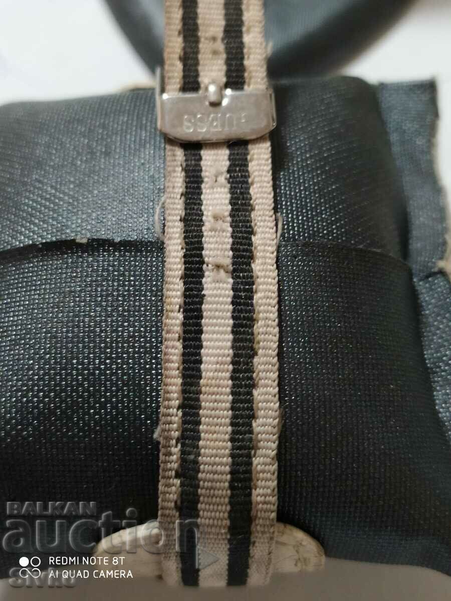 Delivery of GUESS watch Delivery of GUESS watch