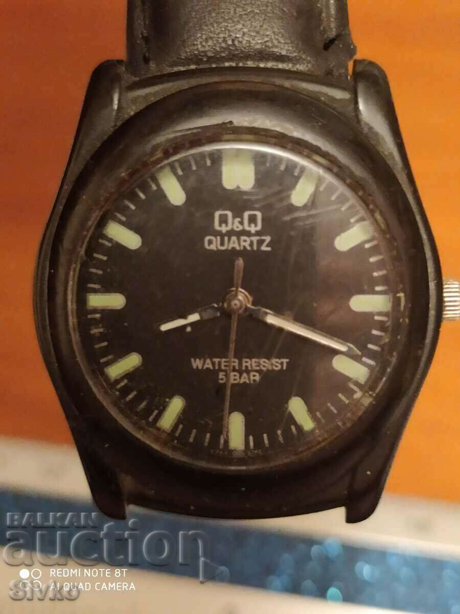 Q&Q waterproof watch