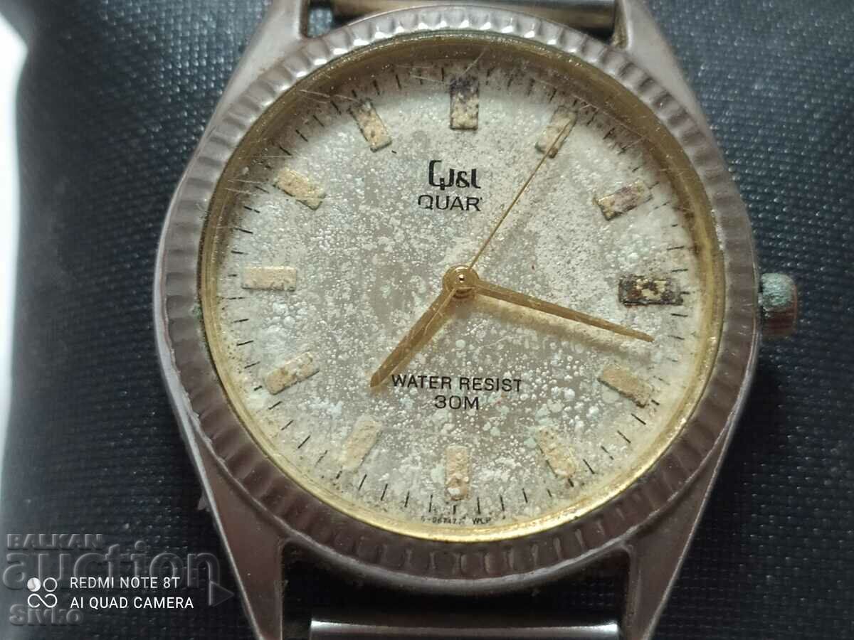 Q&Q watch waterproof 30 m with price 1.99 BGN | € 1.02