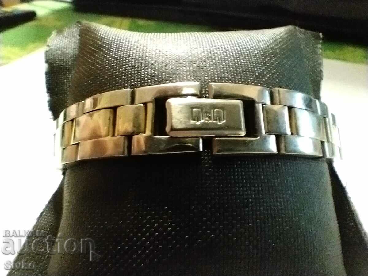 Delivery of Q&Q watch working?