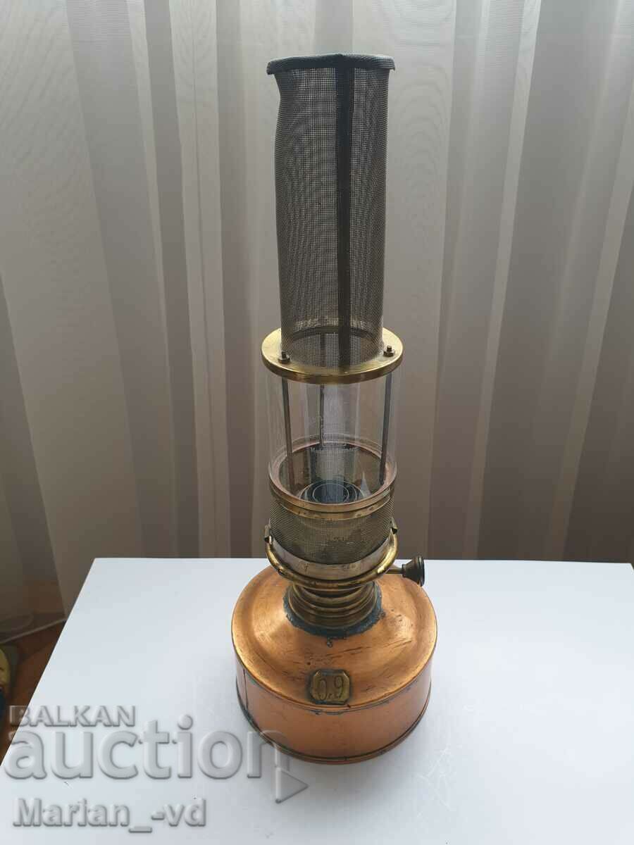 Veche lampă cu gaz marin din cupru