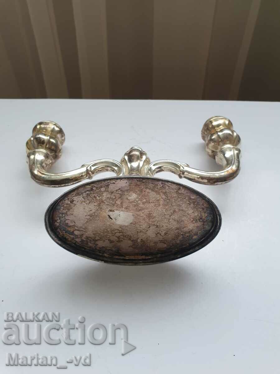 Delivery of Serrated candleholder