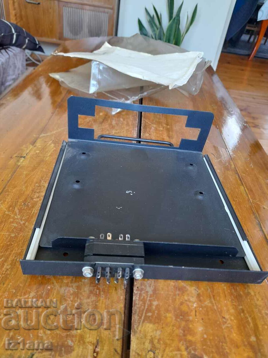 Стара стойка,шейна за автомобилно радио - 5 Стара стойка,шейна за автомобилно радио - 5