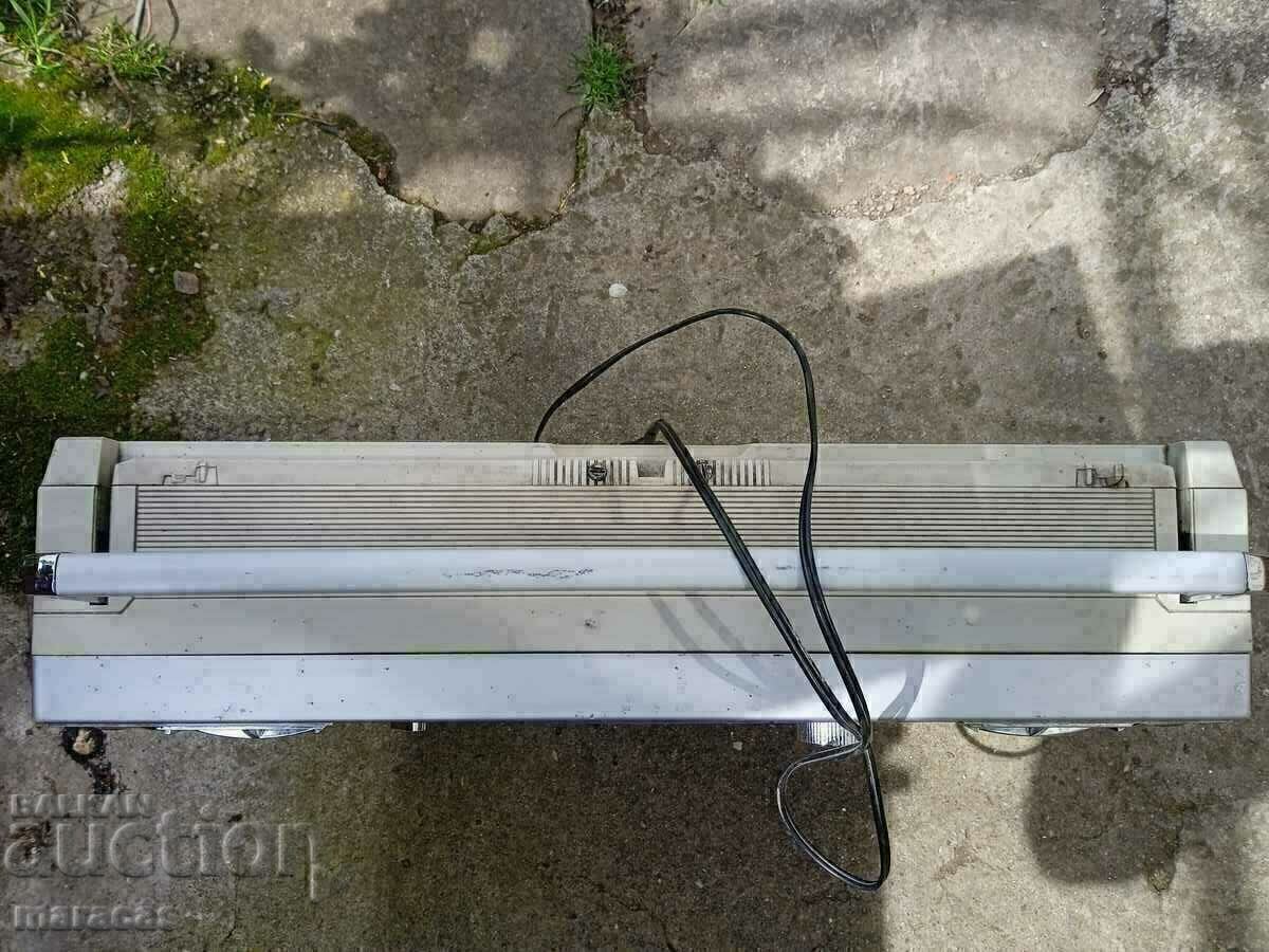 Licitație Vechi radiocasetofon Licitație Vechi radiocasetofon