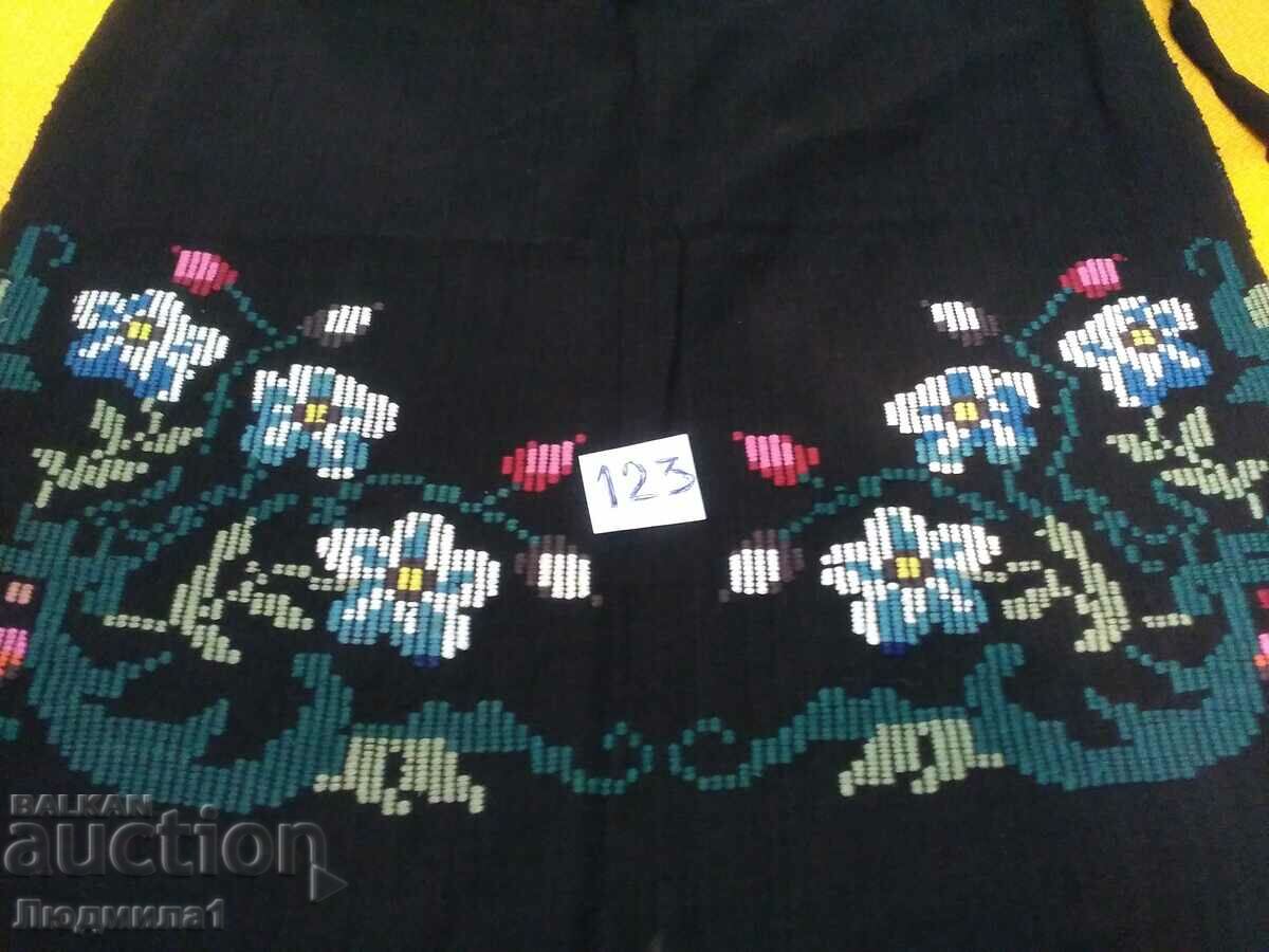 Αυθεντικά παλιά ΦΟΥΣΤΑ με τιμή 20.00 BGN | € 10.23 Αυθεντικά παλιά ΦΟΥΣΤΑ με τιμή 20.00 BGN | € 10.23