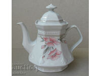 Old porcelain teapot 21cm Bavaria Bavarian porcelain excellence.