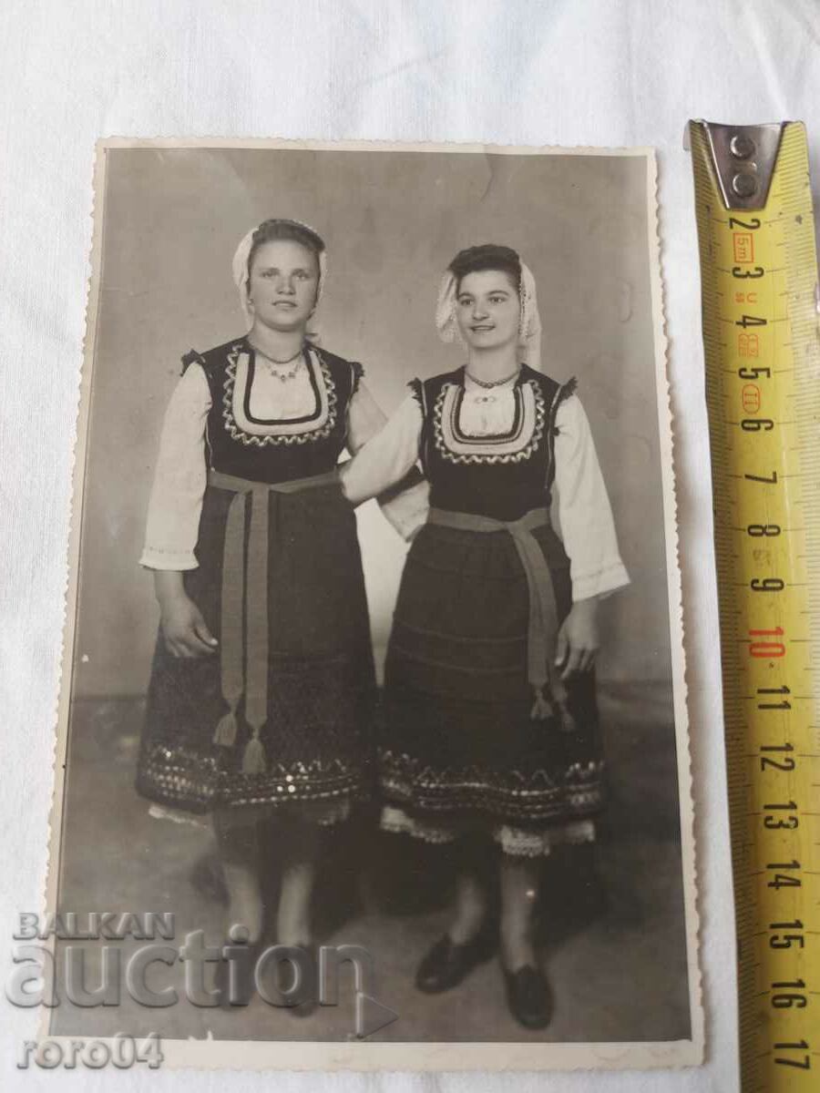 GIRLS - COSTUMES - ZLOKUCHANE VILLAGE with price 35.00 BGN | € 17.90 GIRLS - COSTUMES - ZLOKUCHANE VILLAGE with price 35.00 BGN | € 17.90