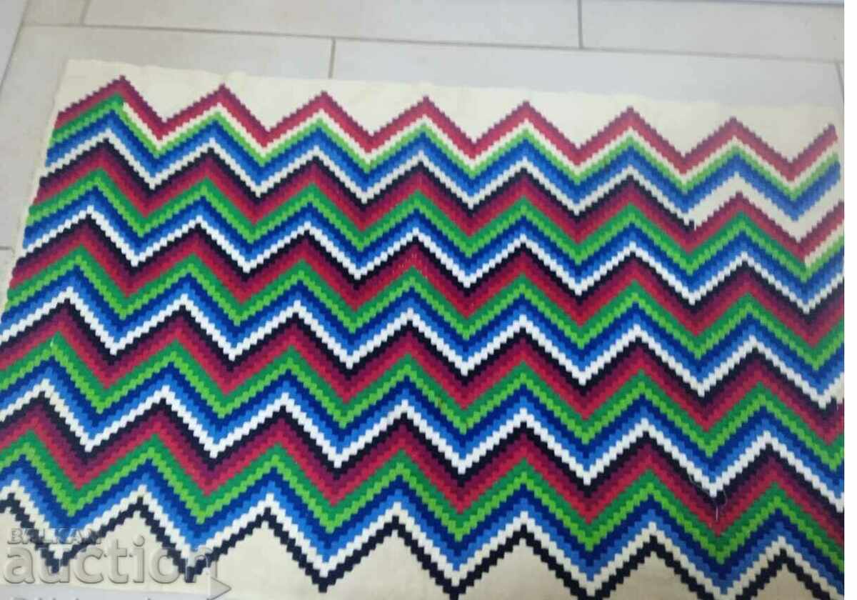 Gobelin embroidery with price 15.00 BGN | € 7.67 Gobelin embroidery with price 15.00 BGN | € 7.67