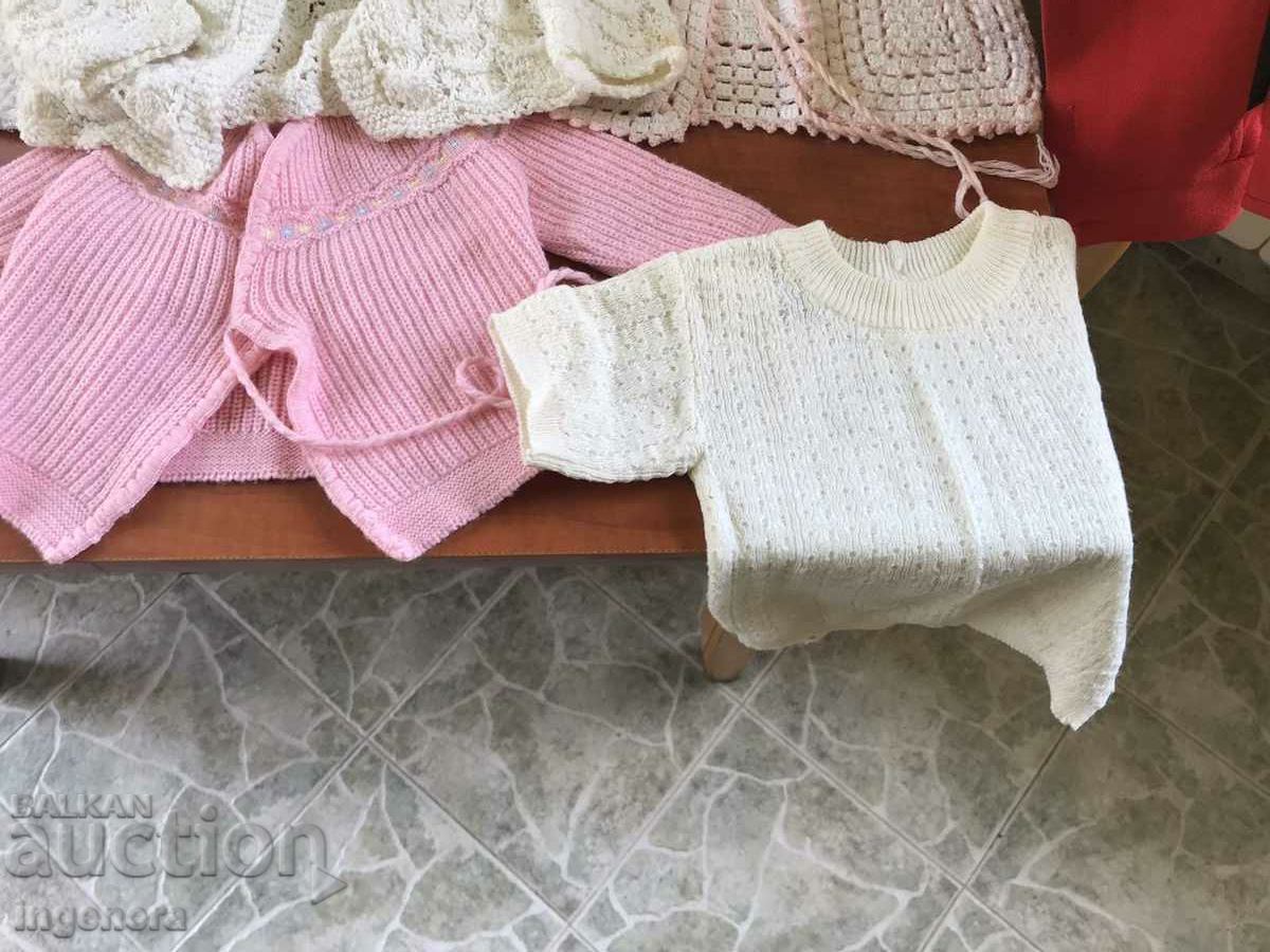 CHILDREN'S BABY CLOTHES - 6 CHILDREN'S BABY CLOTHES - 6