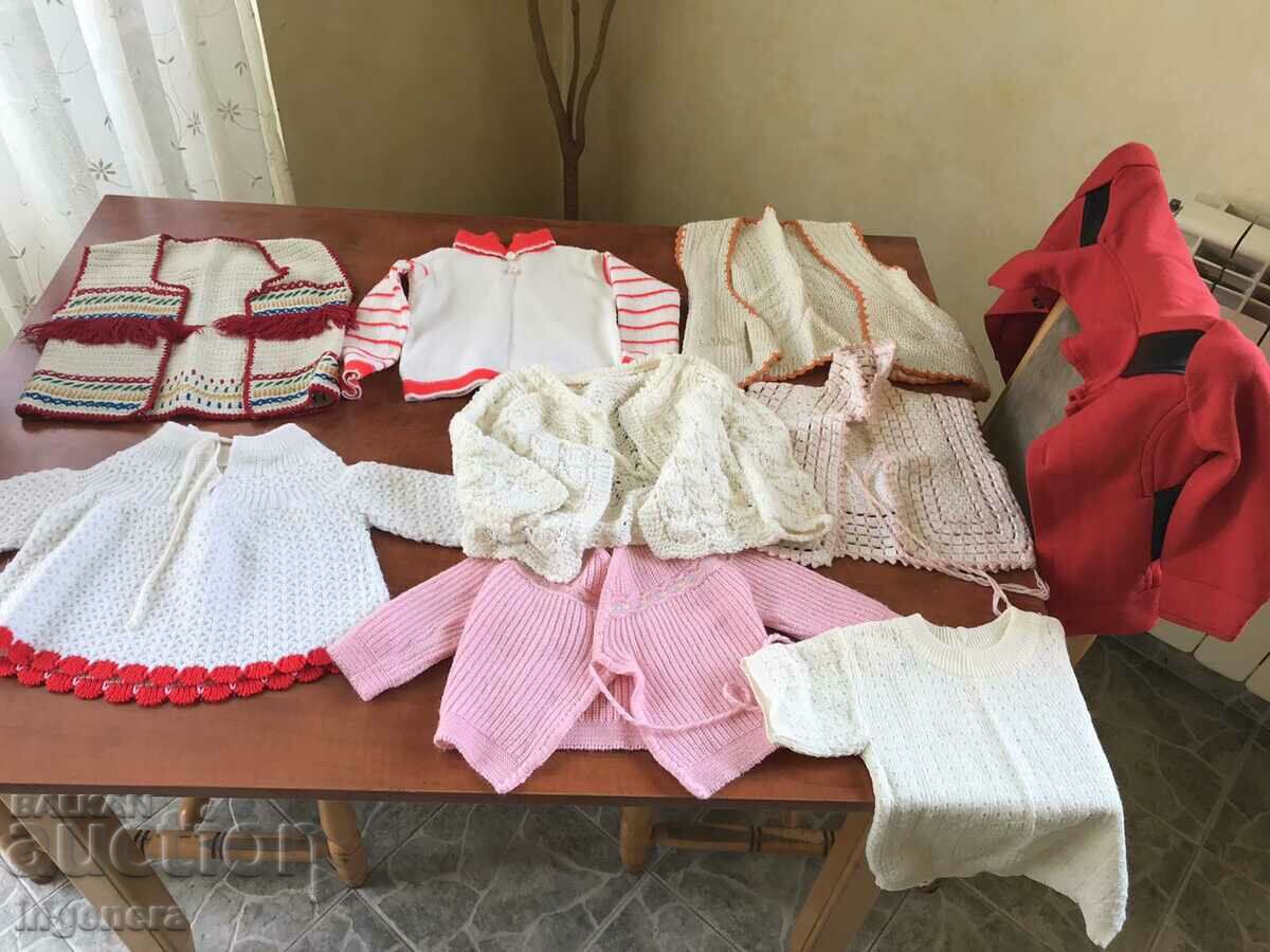 CHILDREN'S BABY CLOTHES