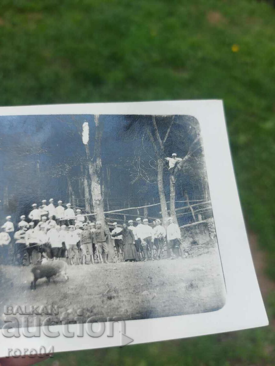 Παράδοση ΣΤΡΑΤΙΩΤΙΚΟΣ - ΙΕΡΕΑΣ ???