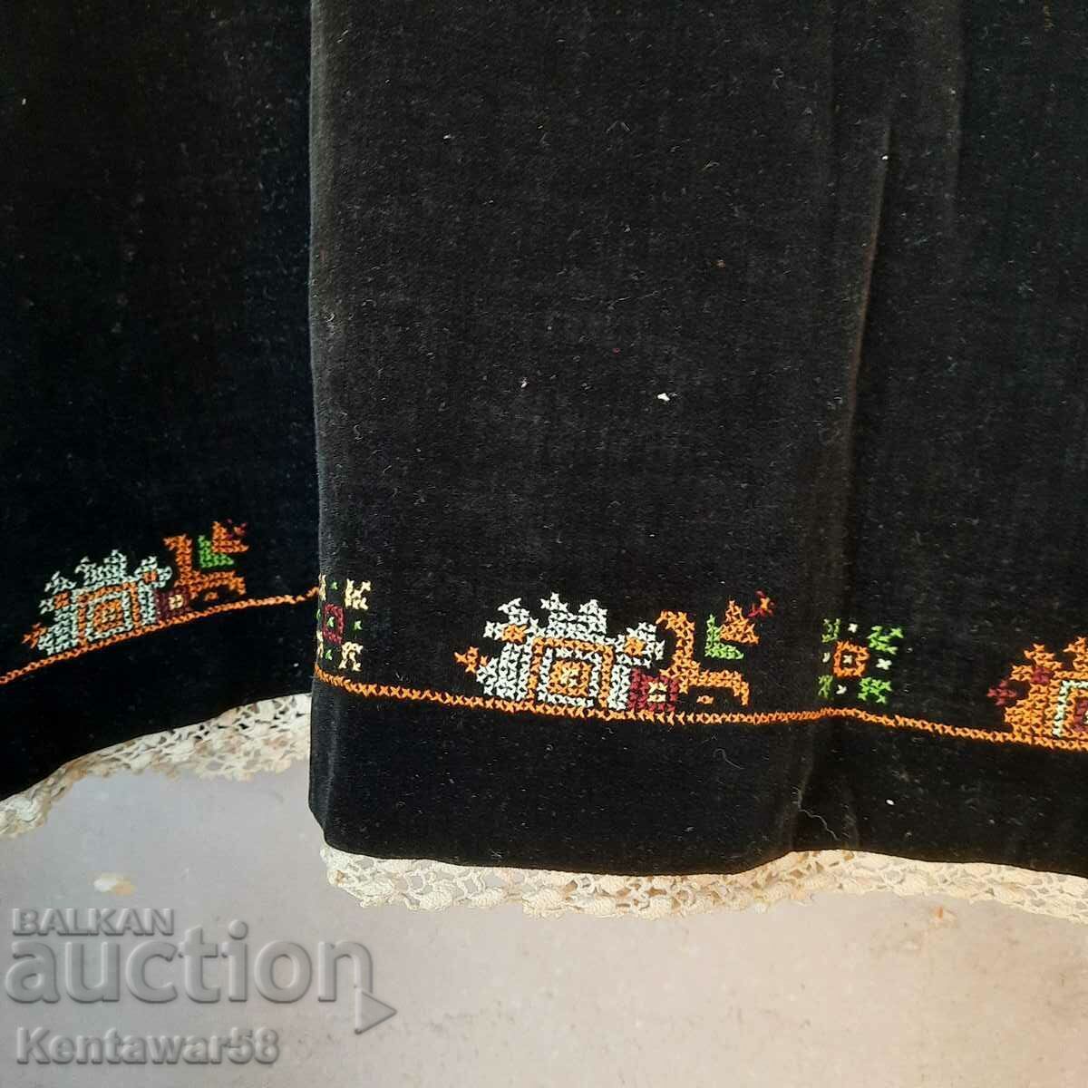 Auction Folk costume, litak, sukman. Auction Folk costume, litak, sukman.