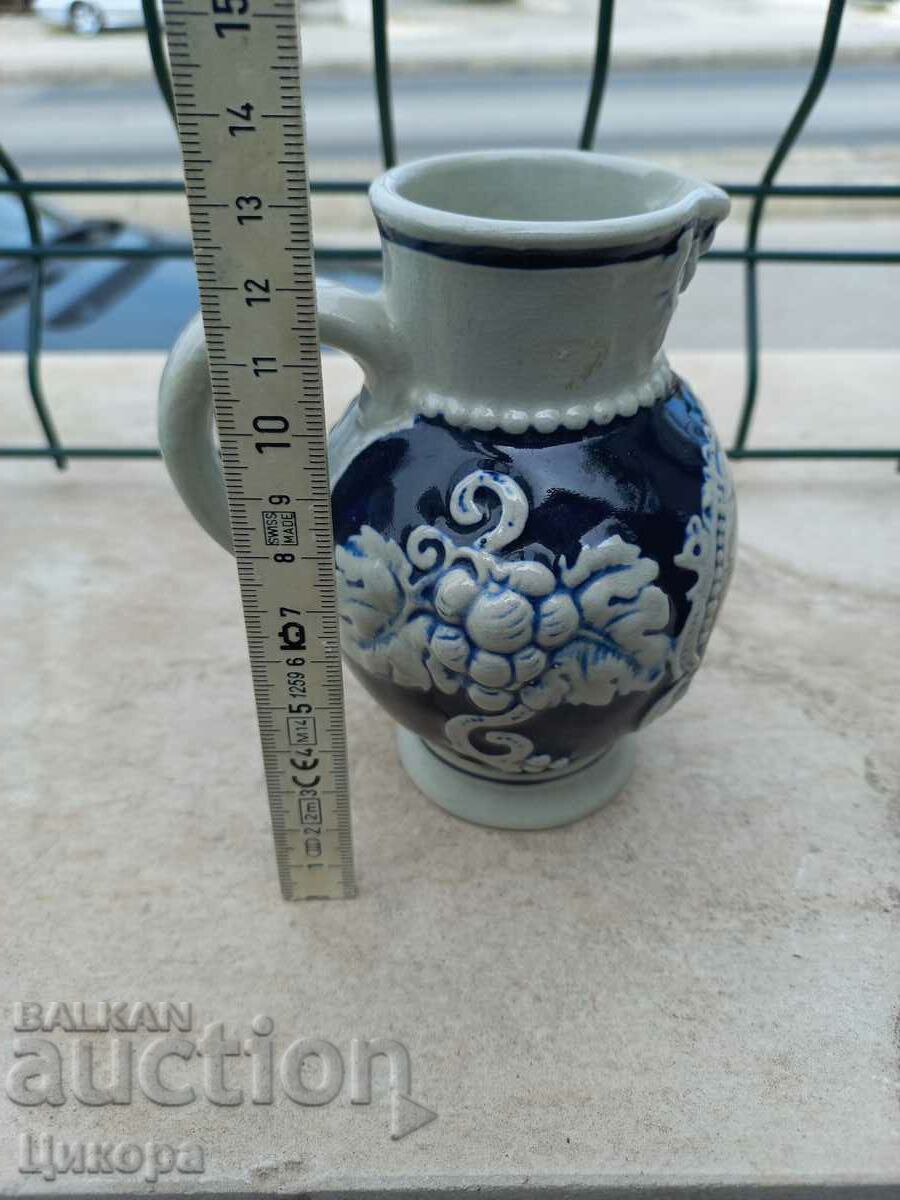 Delivery of GERMAN PORCELAIN JUG Delivery of GERMAN PORCELAIN JUG