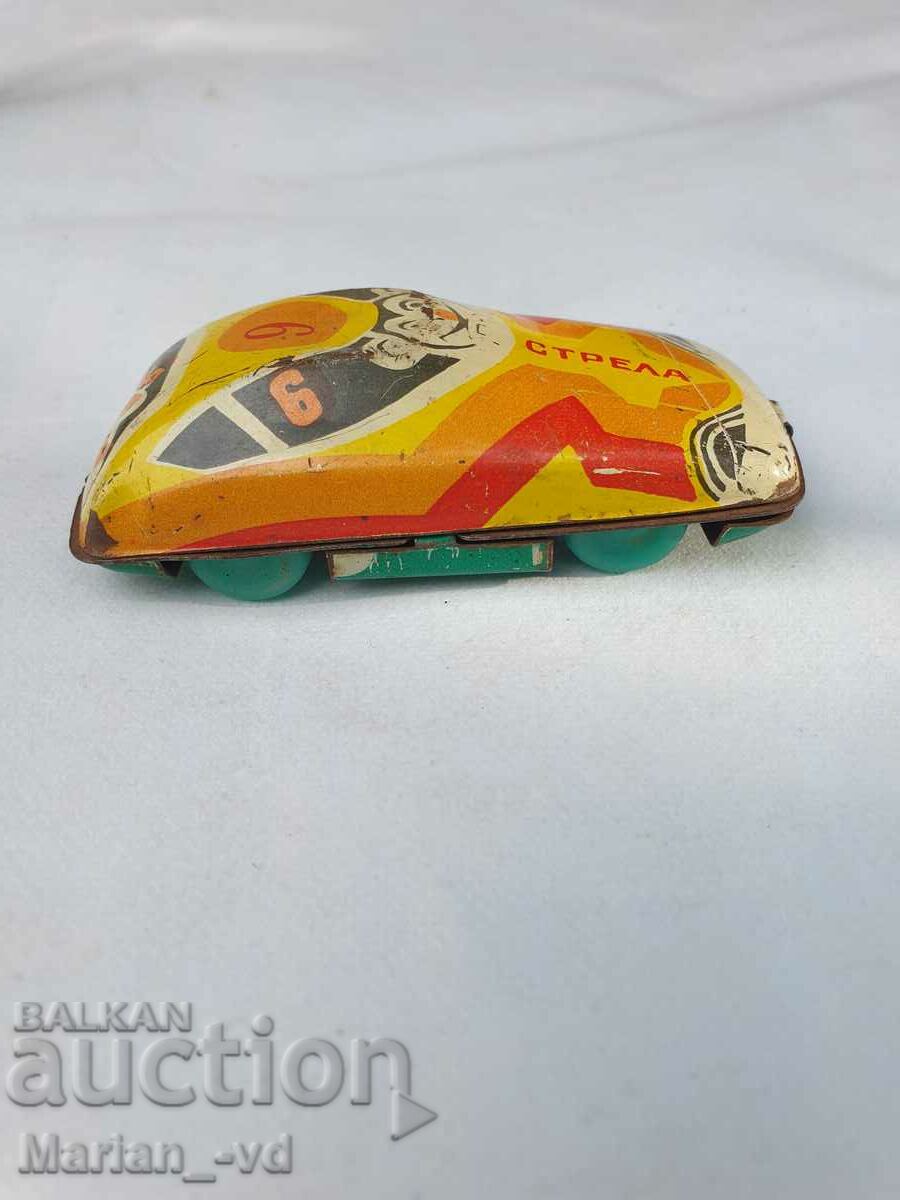 An old tin toy - 6 An old tin toy - 6