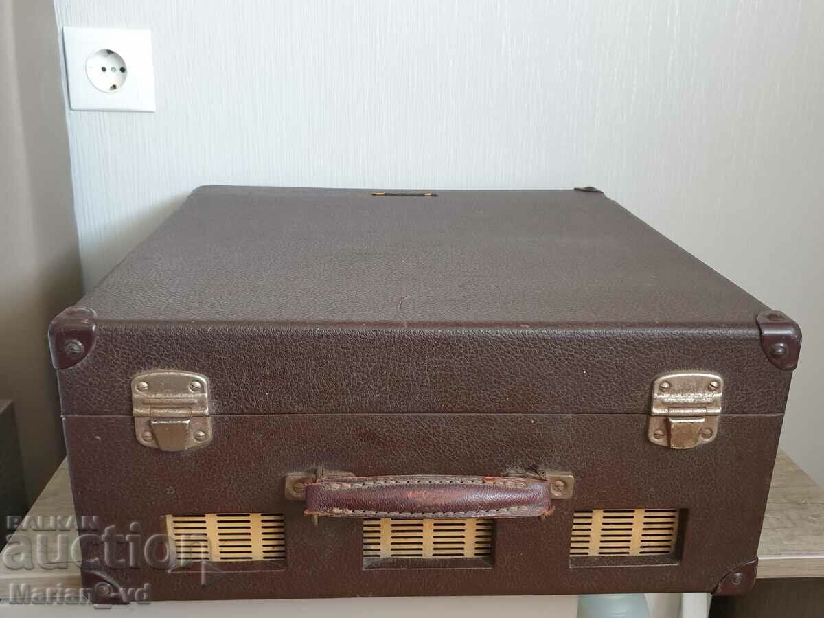 Very rare LA VOIX DE SON MAITRE turntable with price 300.00 BGN | € 153.39