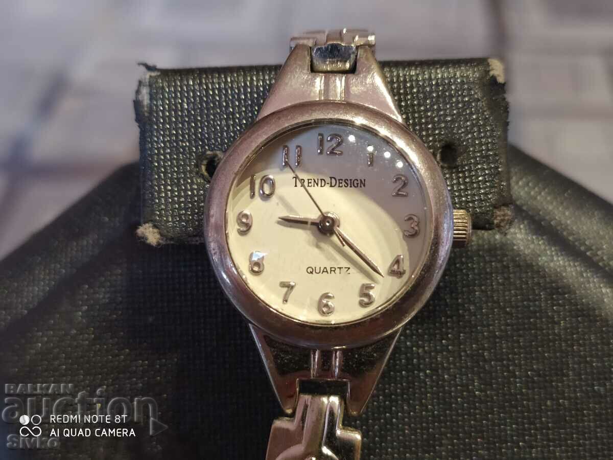 Trend-Design watch with price 2.99 BGN | € 1.53 Trend-Design watch with price 2.99 BGN | € 1.53
