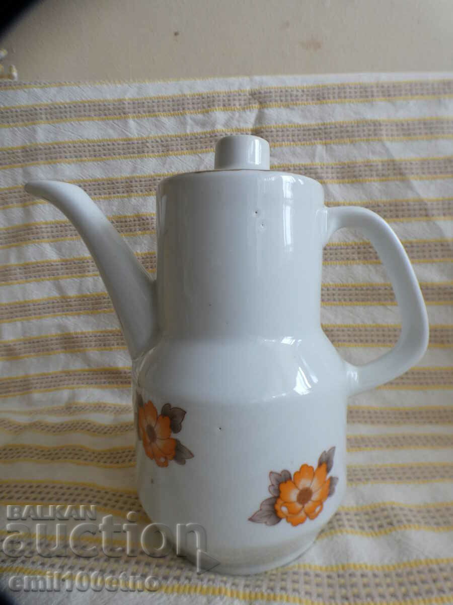 Teapot old Bulgarian porcelain Kosta Yordanov Vidin with price 15.00 BGN | € 7.67 Teapot old Bulgarian porcelain Kosta Yordanov Vidin with price 15.00 BGN | € 7.67