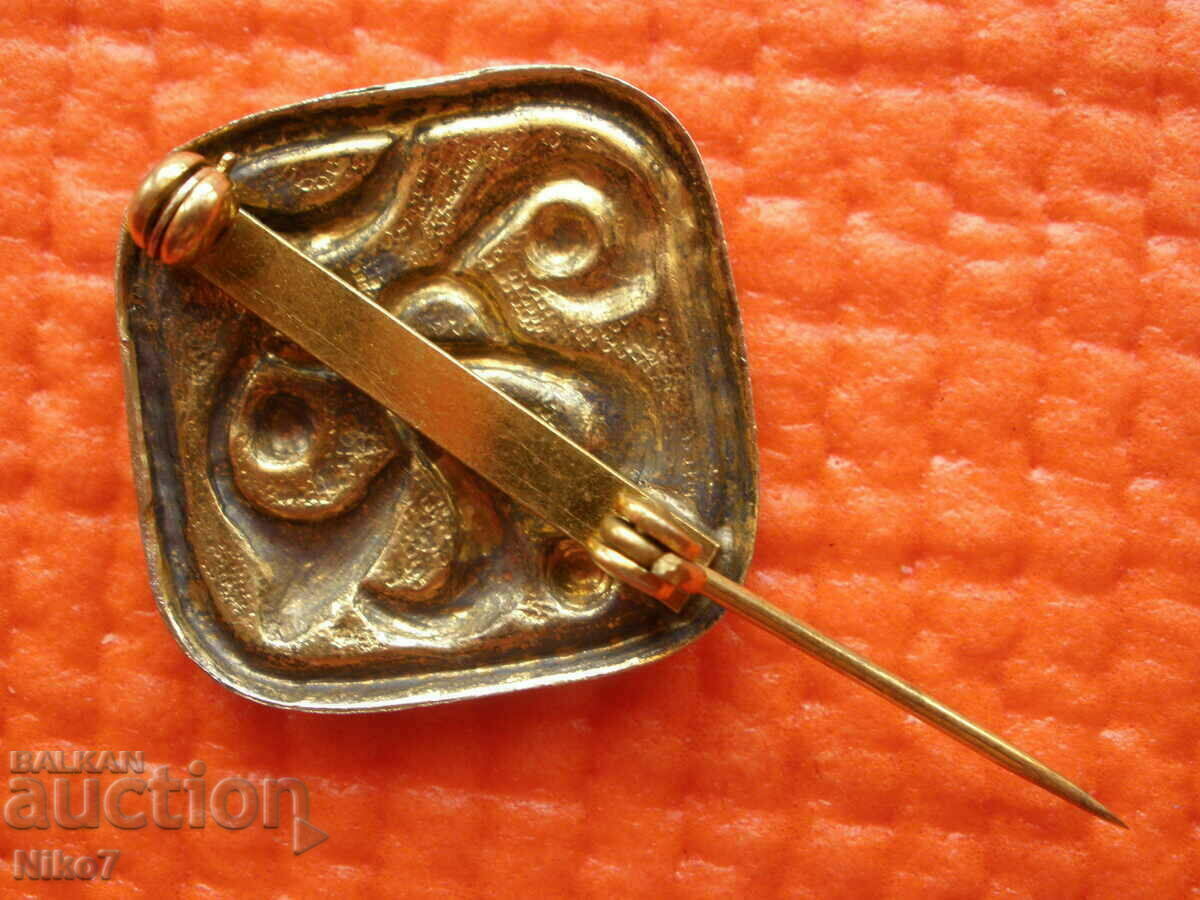 Vintage silver gilt enamel brooch. - 5 Vintage silver gilt enamel brooch. - 5