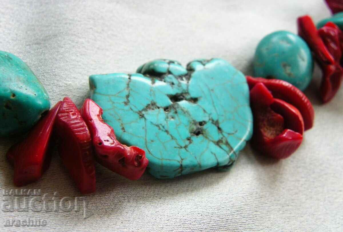 Licitație Colier indian Navajo cu bucăți mari de turcoaz și coral