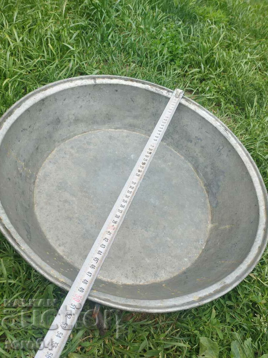 Delivery of TRAY - BASIN - HANGER Delivery of TRAY - BASIN - HANGER