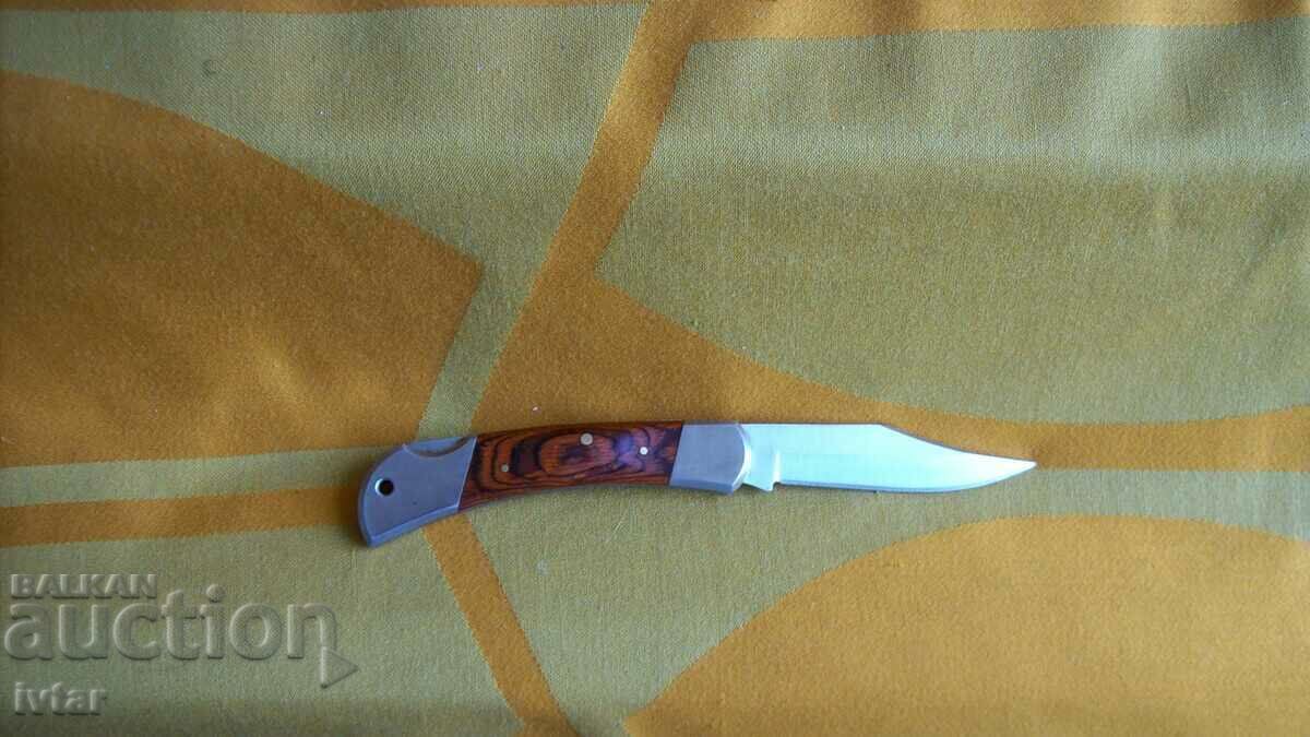 German folding knife C.JUL.HERBERTZ/Solingen/ - 2 with price 46.00 BGN | € 23.52 German folding knife C.JUL.HERBERTZ/Solingen/ - 2 with price 46.00 BGN | € 23.52