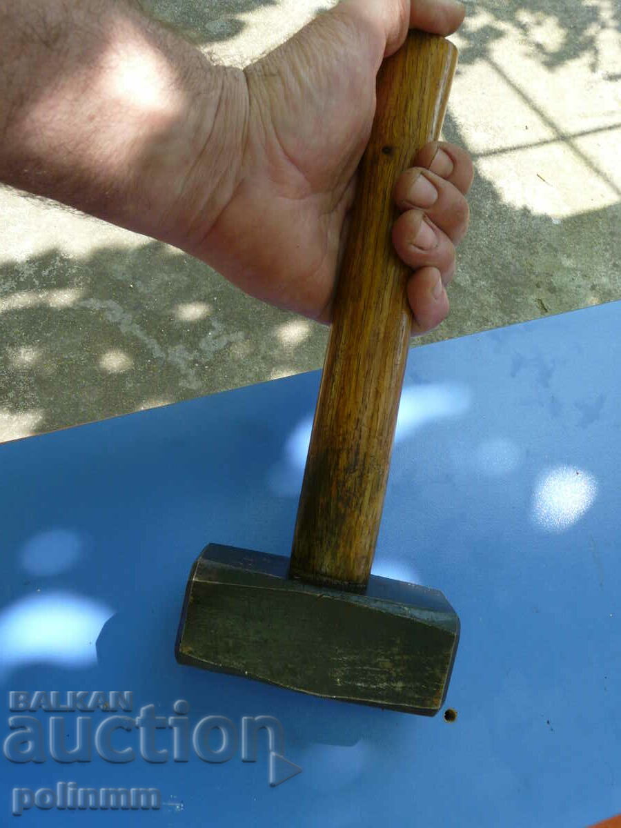 Delivery of Old German hammer LUX - 213 Delivery of Old German hammer LUX - 213