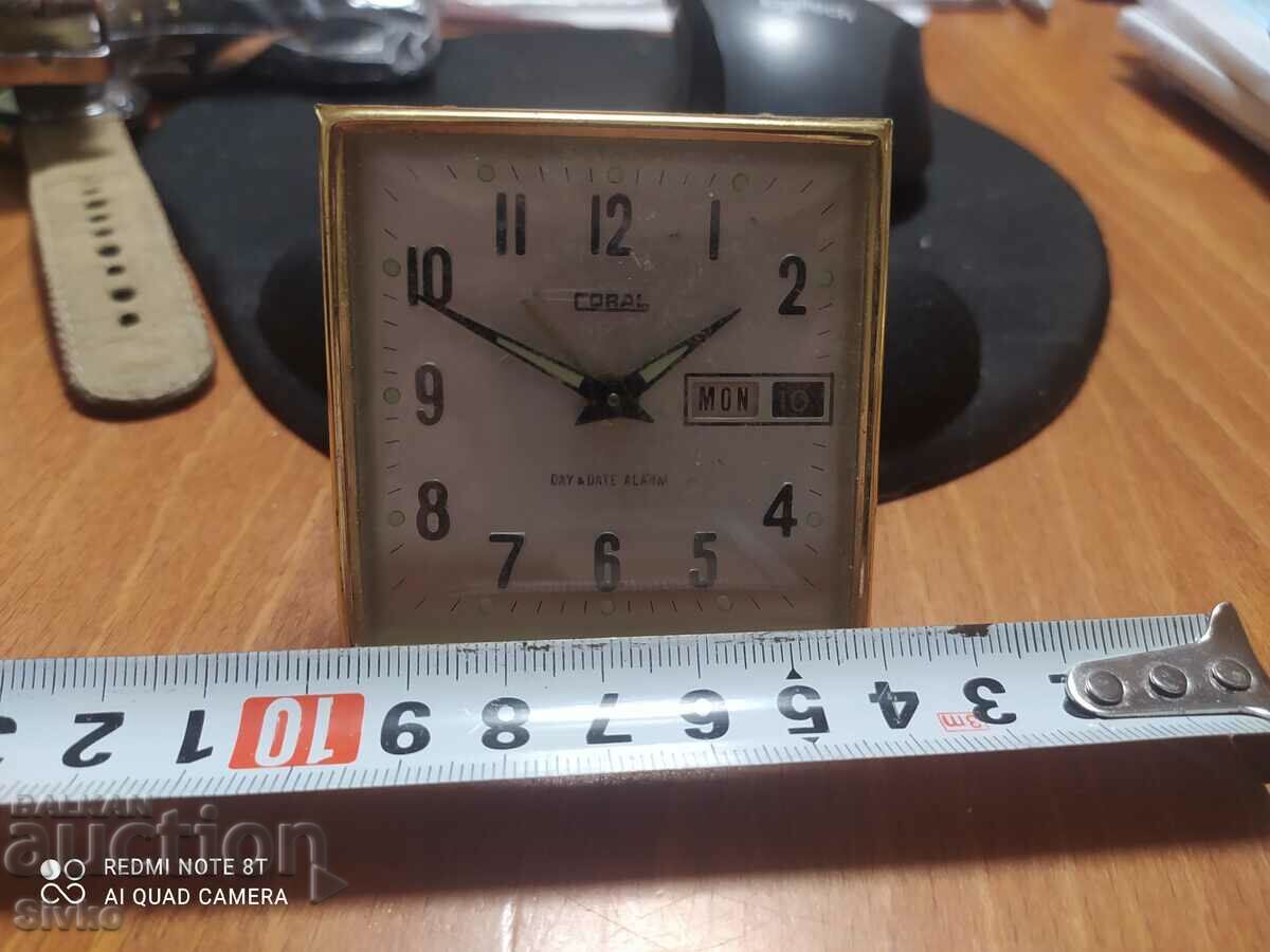 Auction Table clock vintage CORAL Auction Table clock vintage CORAL
