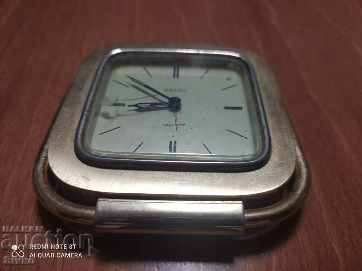 Delivery of SEIKO vintage travel desk clock