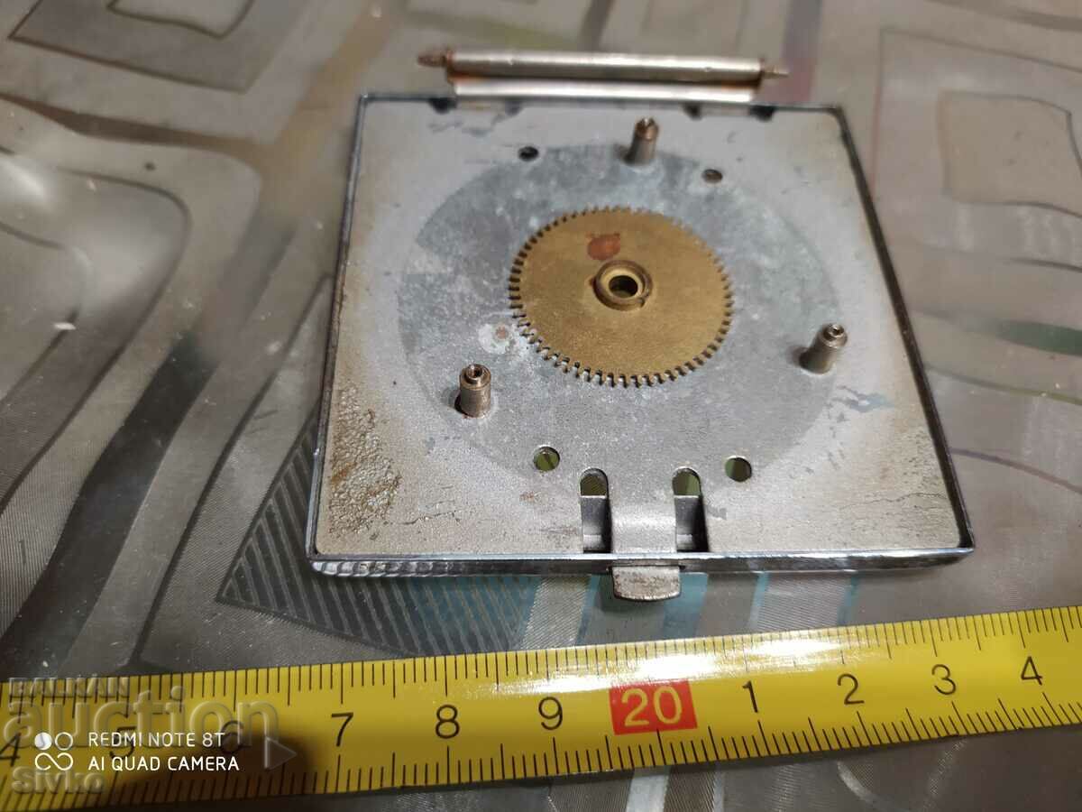 Parte a unui ceas de birou 5 cu preț 0.99 BGN | € 0.51 Parte a unui ceas de birou 5 cu preț 0.99 BGN | € 0.51