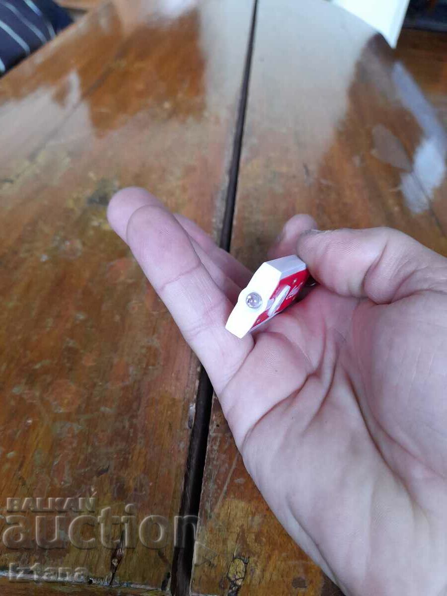 Delivery of Keyholder Coca Cola, Coca Cola Delivery of Keyholder Coca Cola, Coca Cola