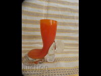 Κύπελλο - βάζο σε σχήμα μπότας, έγχρωμο γυαλί τύπου Murano